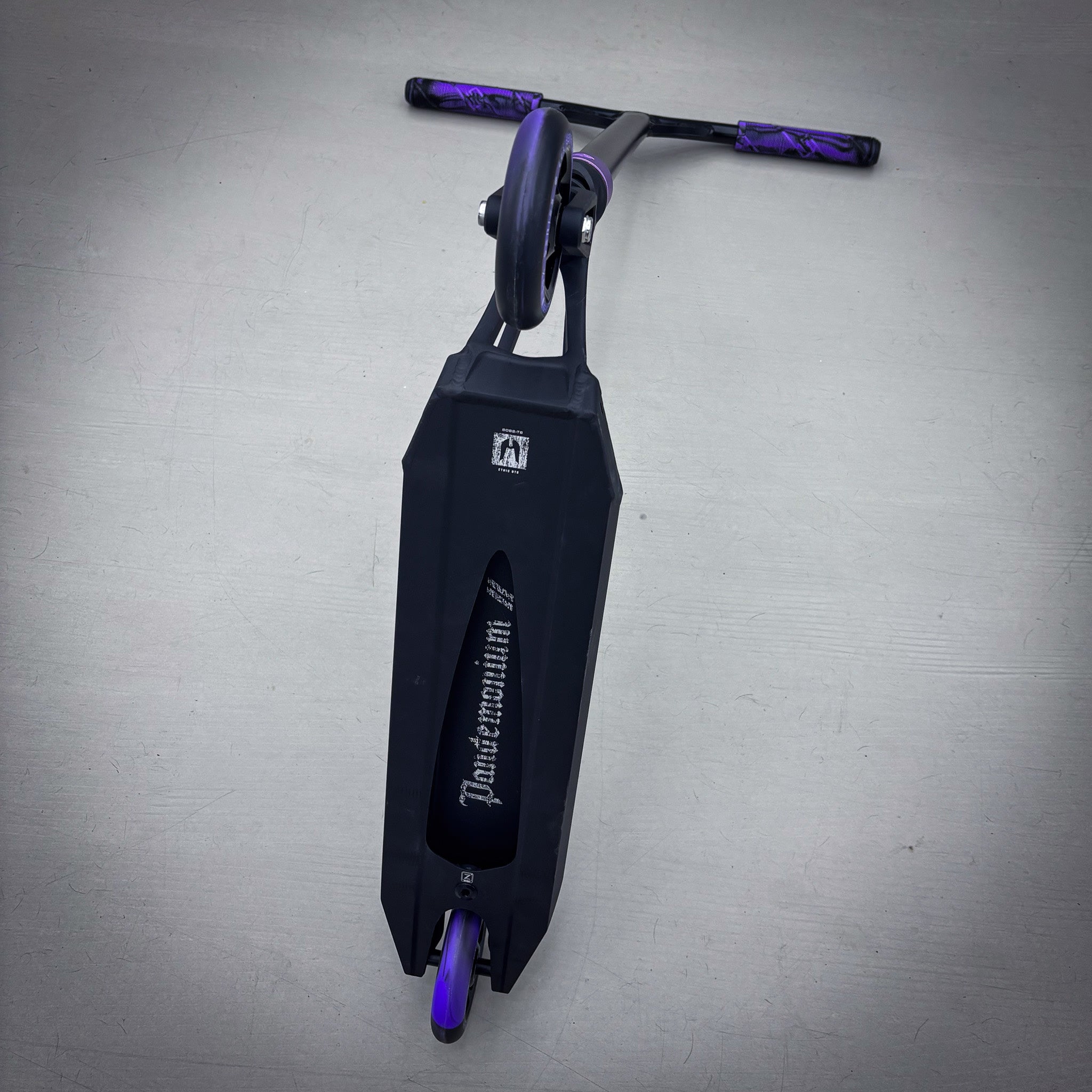 Striker Pande Black/Purple 500mm Custom Build - Black/Purple-ScootWorld.dk
