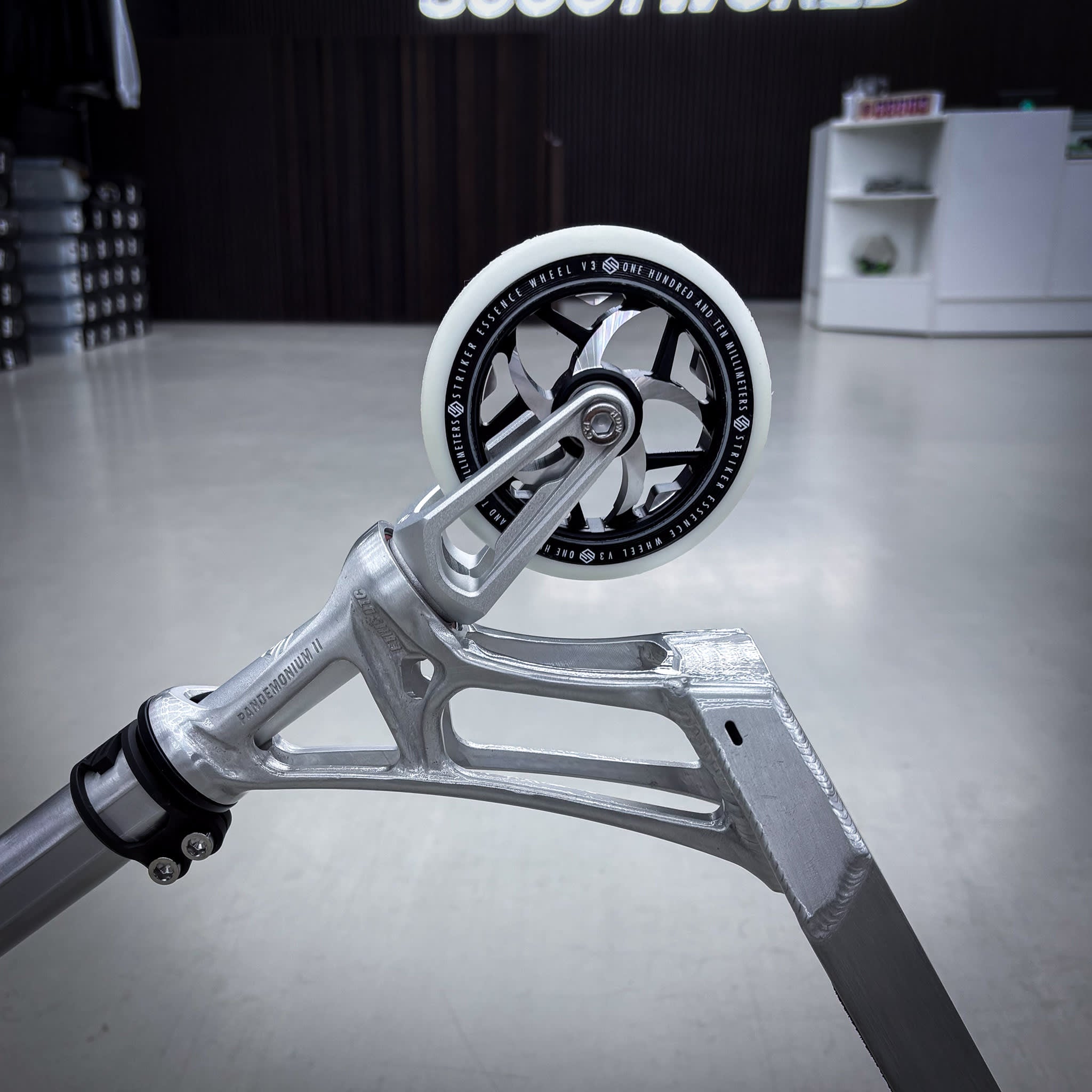 Ethic Pande Wolp 460mm Custom Build - Silver-ScootWorld.dk