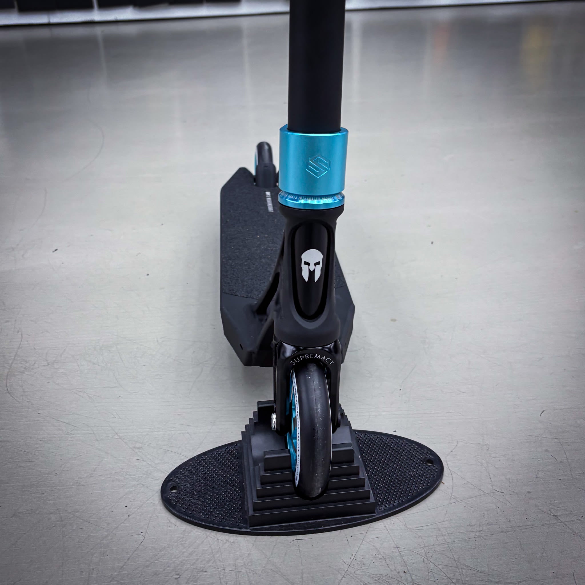 Striker Ethic 500mm Black Teal Custom Build - Black/Teal-ScootWorld.dk