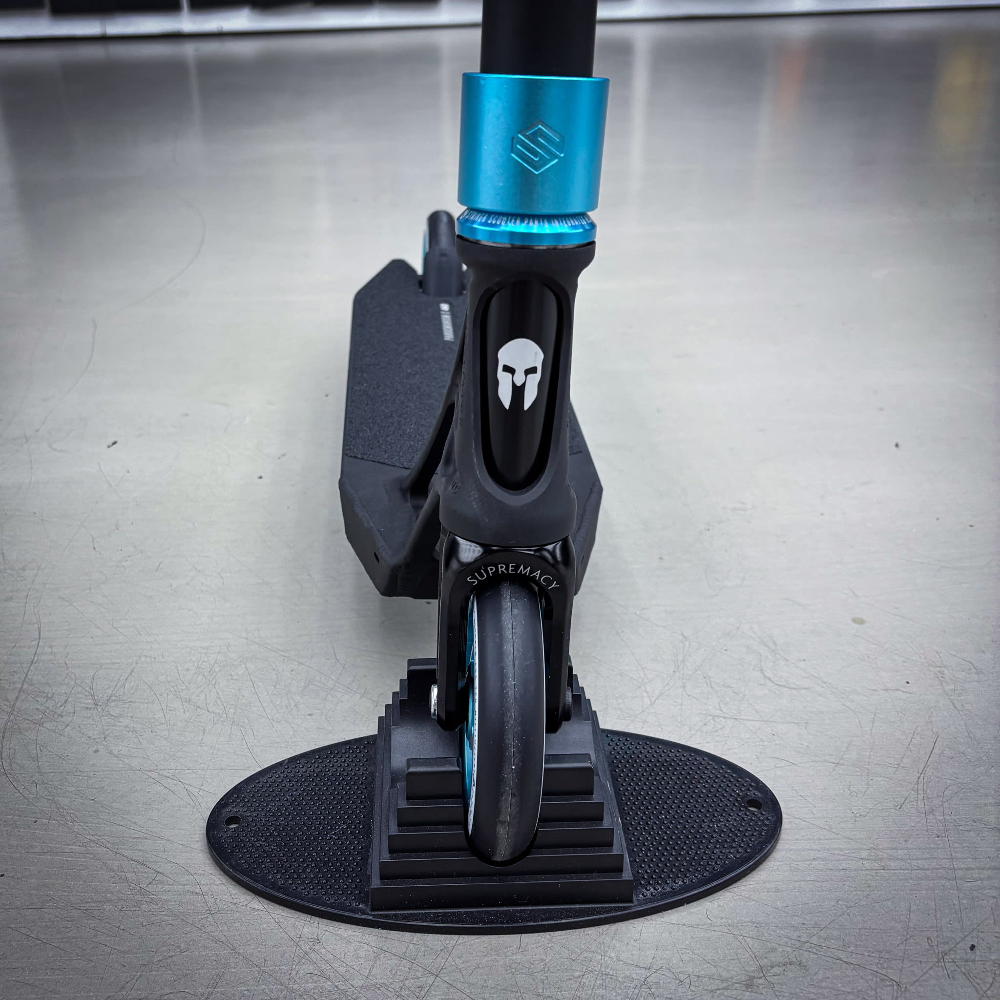 Striker Ethic 460mm Black Teal Custom Build - Black/Teal-ScootWorld.dk