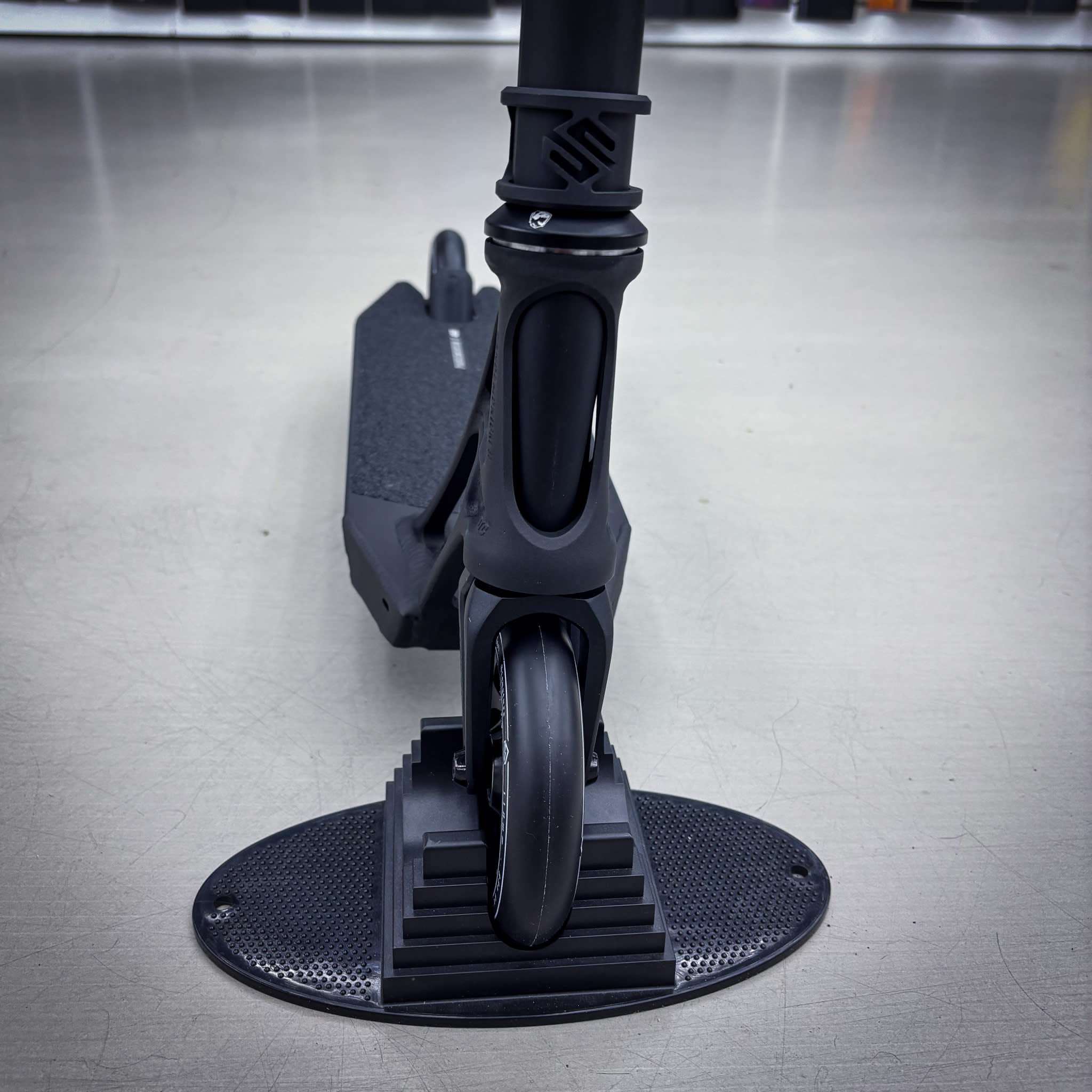 Ethic Black Custom Build - Black